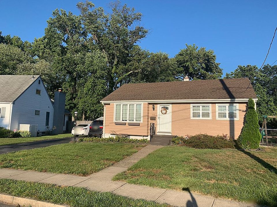 2nd image of 112 Jonathan Dr