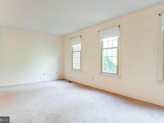 2nd image of 6414 Fleetside Ct