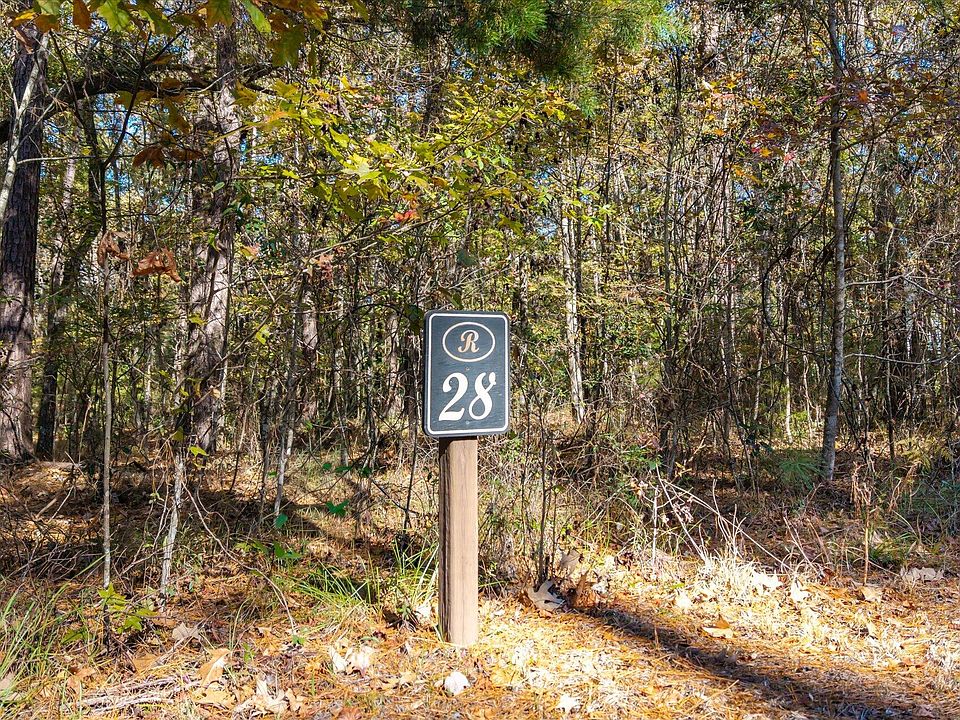 1st image of 28 Buttonbush Dr