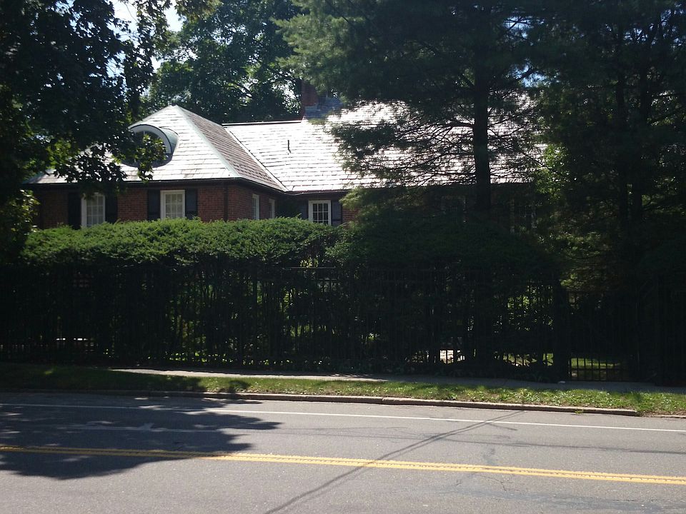 2nd image of 509 Chestnut Hill Ave