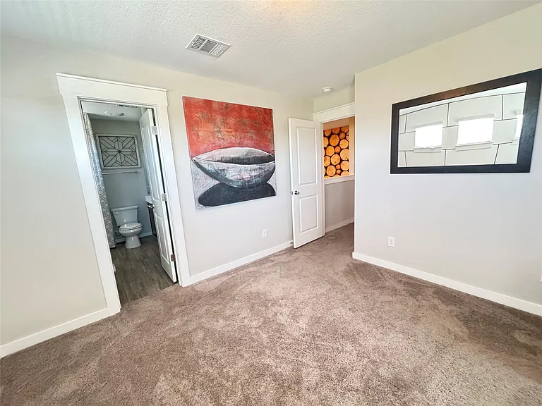 2328 Calvert Dr — Photo 19