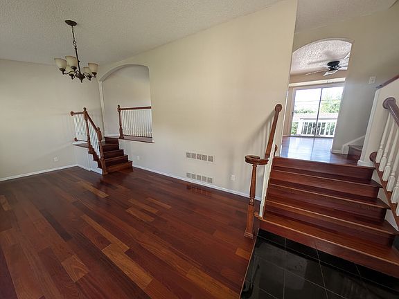2nd image of 1175 E Dry Creek Pl