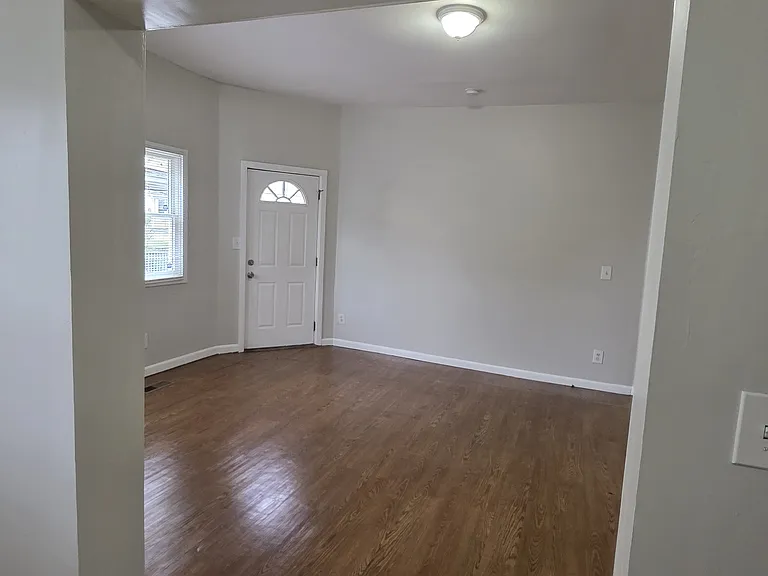 84 Sanford Ave #1 — Photo 7