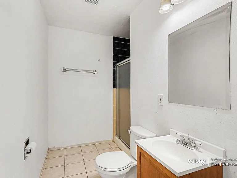 2040 S Fox St — Photo 11