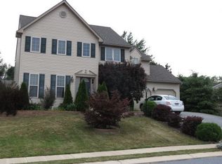 103 Farmington Dr, Jacobus, PA 17407
