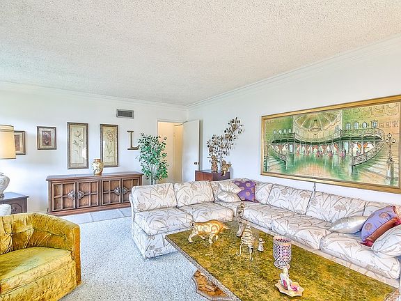 5th image of 2520 N Reese Pl