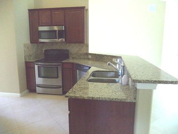 5th image of 1473 SW Dow Ln