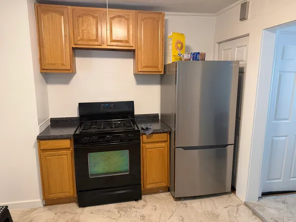 73 Frye St #1, Marlborough, MA 01752