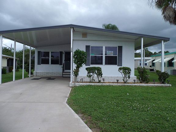 2nd image of 8775 20th St Lot 124