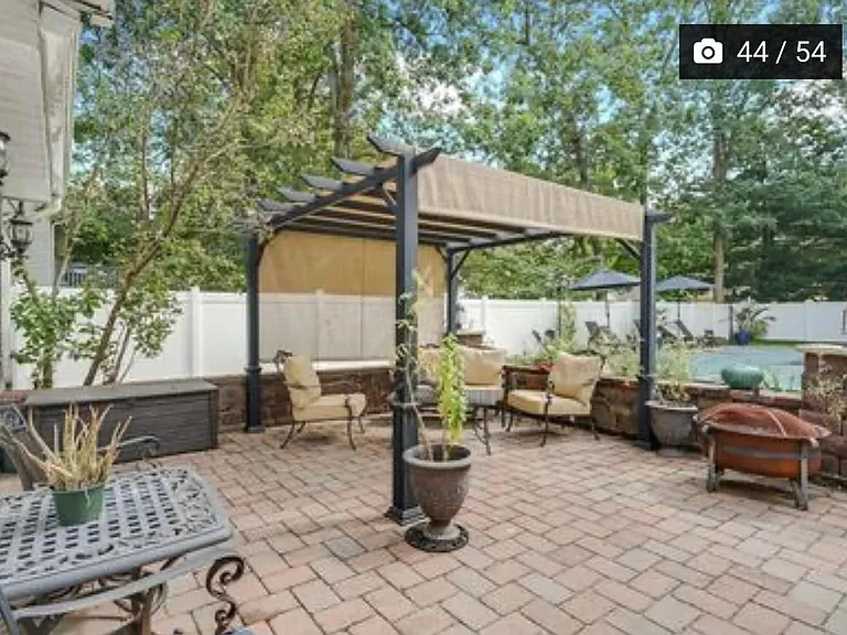 2324 Holly Hill Rd — Photo 26