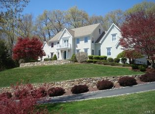 14 Split Rock Rd, Newtown, CT 06470