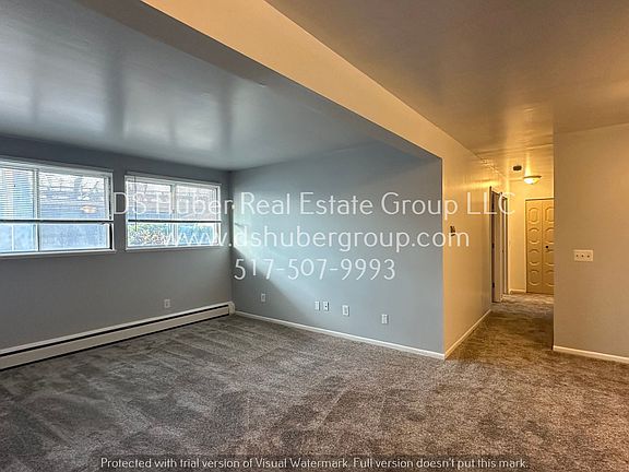 2nd image of 1016 E Greenlawn Ave #3
