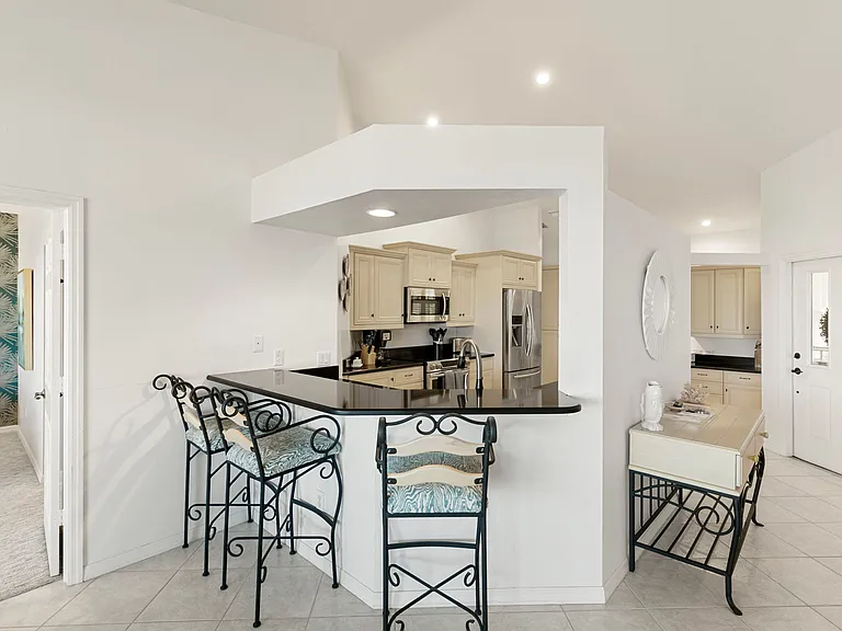 218 Waterway Ct #202 — Photo 6