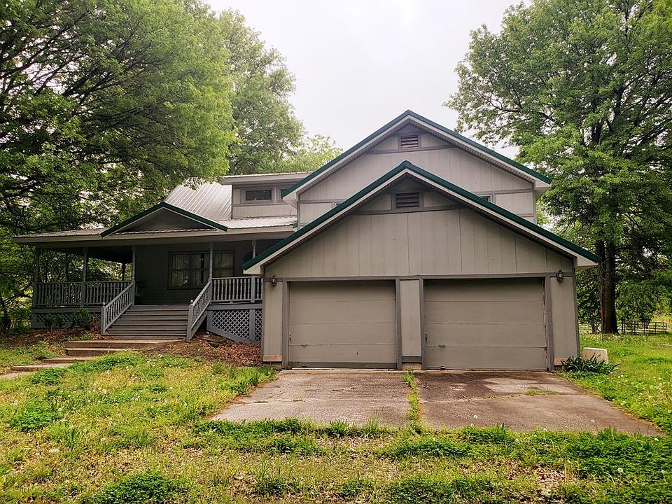 1st image of 439 E 520th Ave