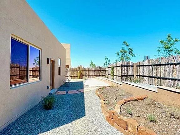 3rd image of 7260 Vista Serena Loop