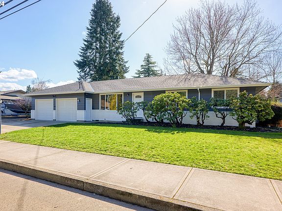 3rd image of 1920 SE Alder St