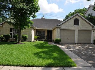 3823 Redbud Dr, La Porte, TX 77571