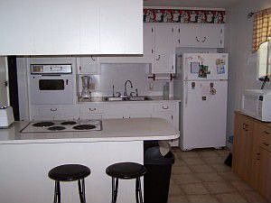 3rd image of 147 Meadow Park Ln