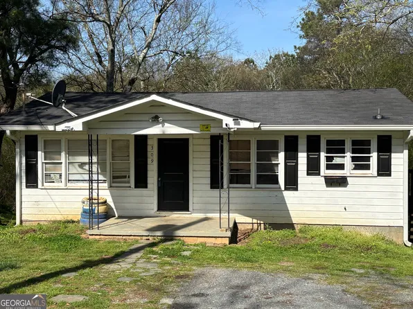 309 Crest Dr, Calhoun, GA 30701