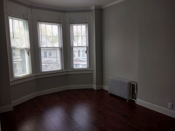 2nd image of 180 Fairview Ave