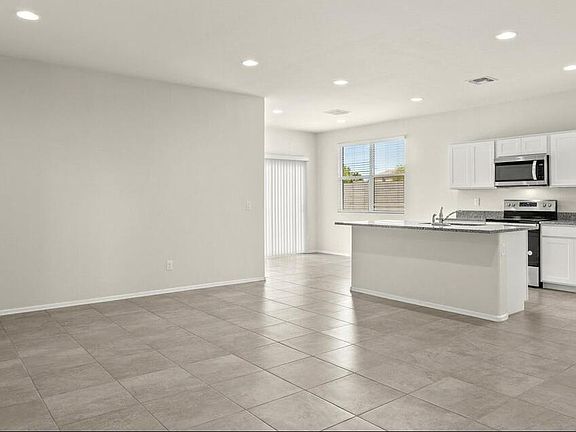 5th image of 1138 W CHIMES TOWER Drive