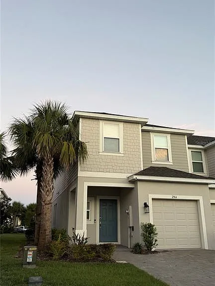 Canary Ave — Photo 14