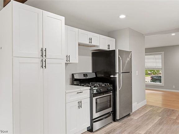 4th image of 4353 W 182nd St