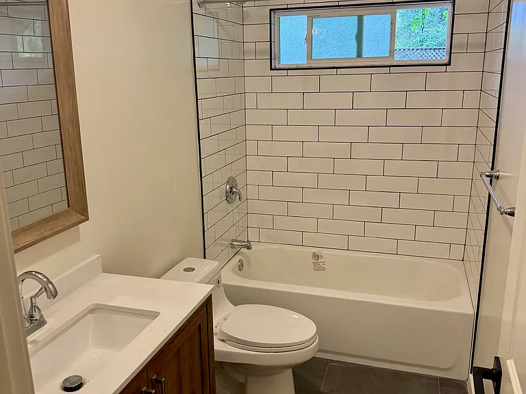601 Grand Ave #O — Photo 5
