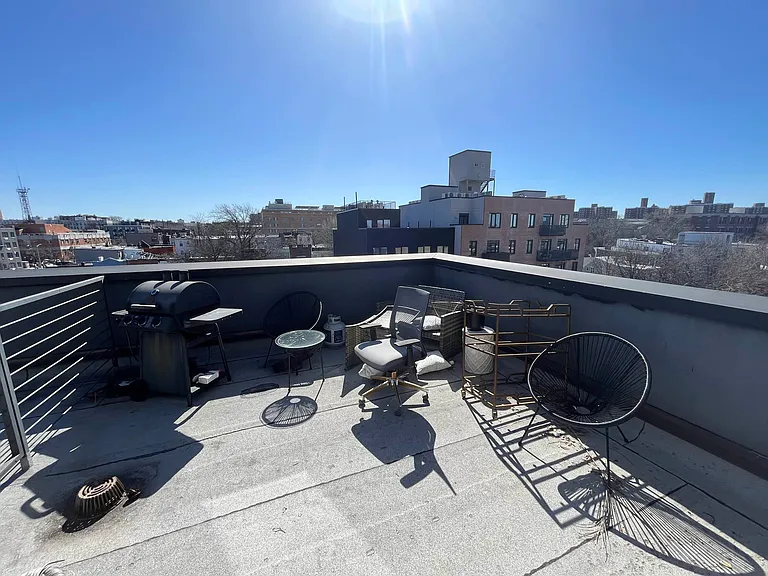 1736 Pacific St #4B — Photo 13