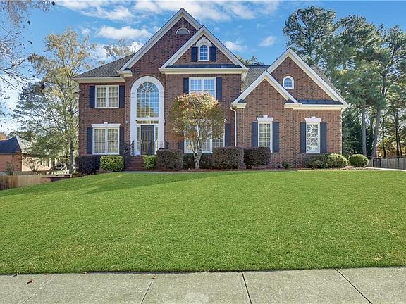 3rd image of 127 Tara Blvd