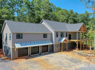 81 Still House Rd, Brevard, NC 28712