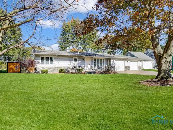 115 Elm St, Swanton, OH 43558