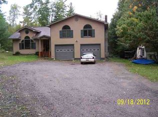 6 Gold Dr, Ishpeming, MI 49849