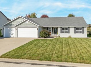 2184 W Noelle Ln, Appleton, WI 54913