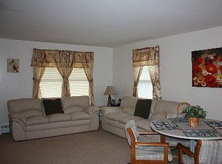 41 Beach St, Westerly, RI 02891