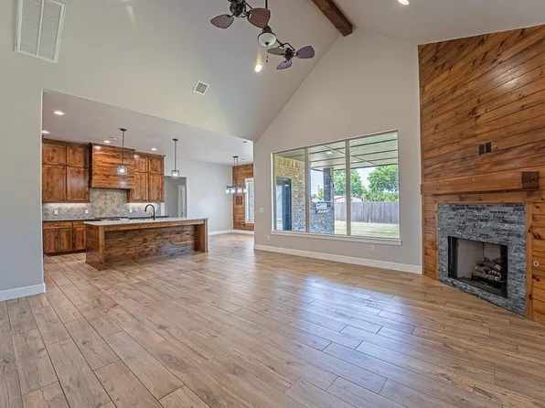 503 Cantebury Dr, Tuttle, OK 73089