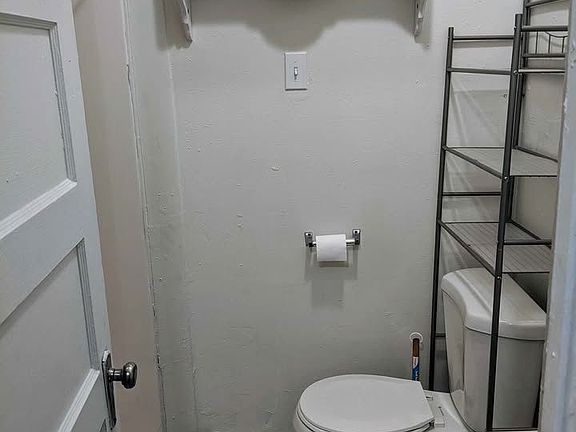 5th image of 120 E 8th St #3