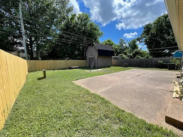6895 Northknoll Ave — Photo 20