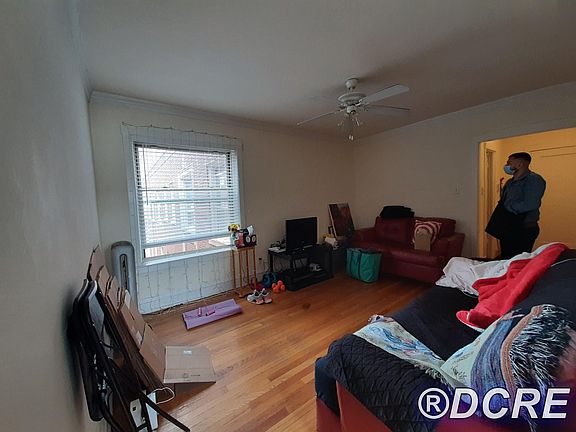 2nd image of 1543 W Fargo Ave APT 2I