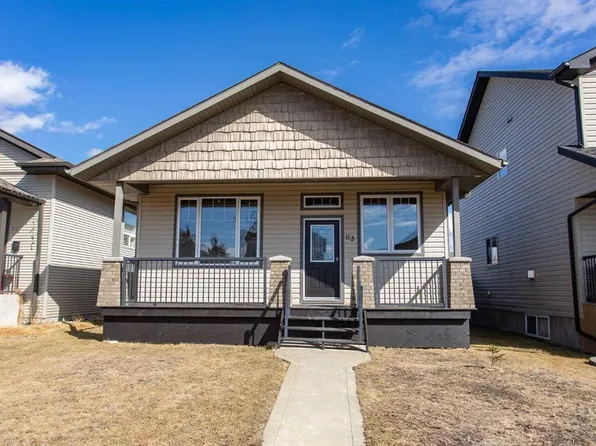 63 W Vickers Close, Red Deer, AB T4R 0E6