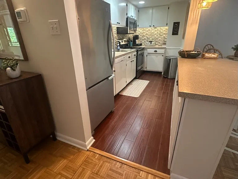 312 Severn Ave #E300 — Photo 25