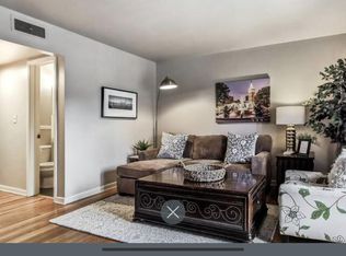 1211 W 45th St, Kansas City, MO 64111