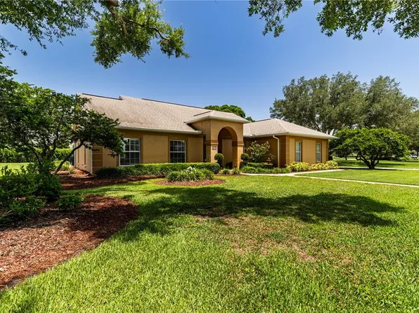 34021 Park Ln, Leesburg, FL 34788