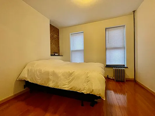 Rented by J Misrahi Realty Corp | media 8