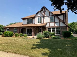 420 W Golf Rd, Libertyville, IL 60048