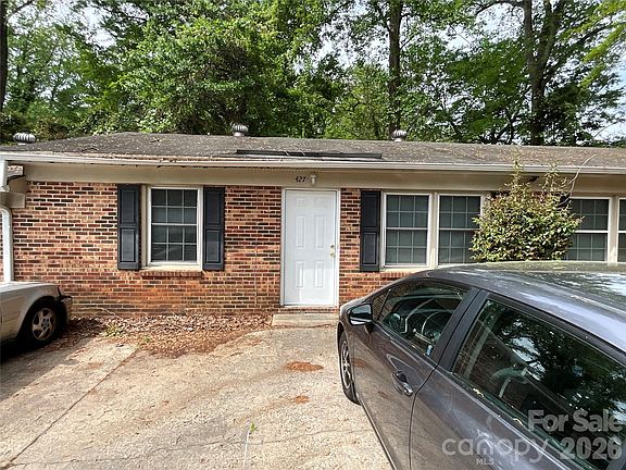 2nd image of 423 N Carpenter St