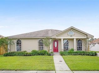 7236 Chatelain Dr, New Orleans, LA 70128
