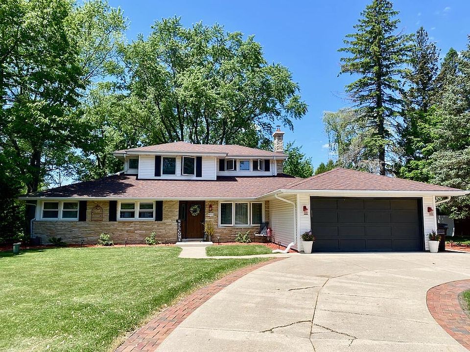 8851 South 35th St, Franklin, WI 53132 Zillow