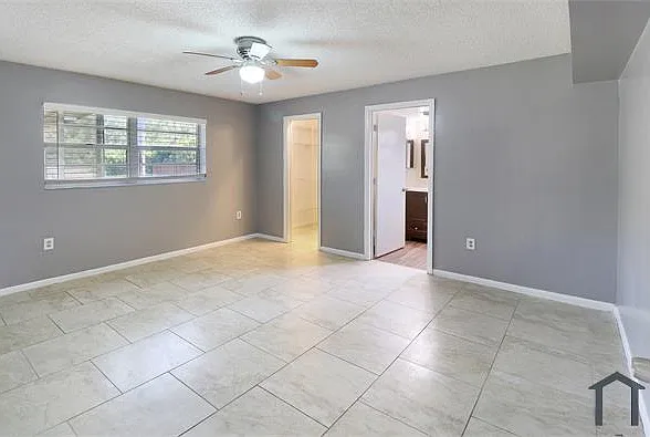 4690 NW 113th Ave — Photo 15