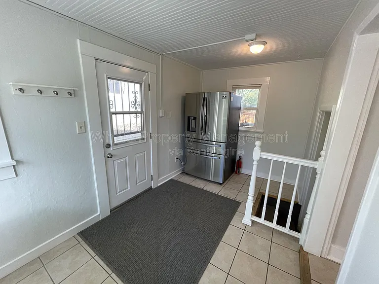 4909 Beach Ct — Photo 14